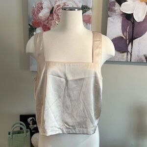 ABERCROMBIE & FITCH NWT Women’s Cropped Sleeveless Top /Blouse Size Large